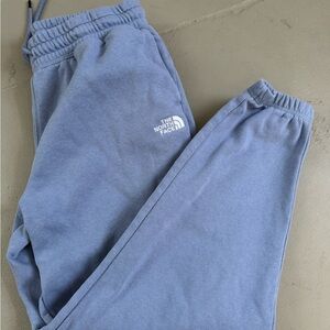 The north face half dome sweatpants women’s medium